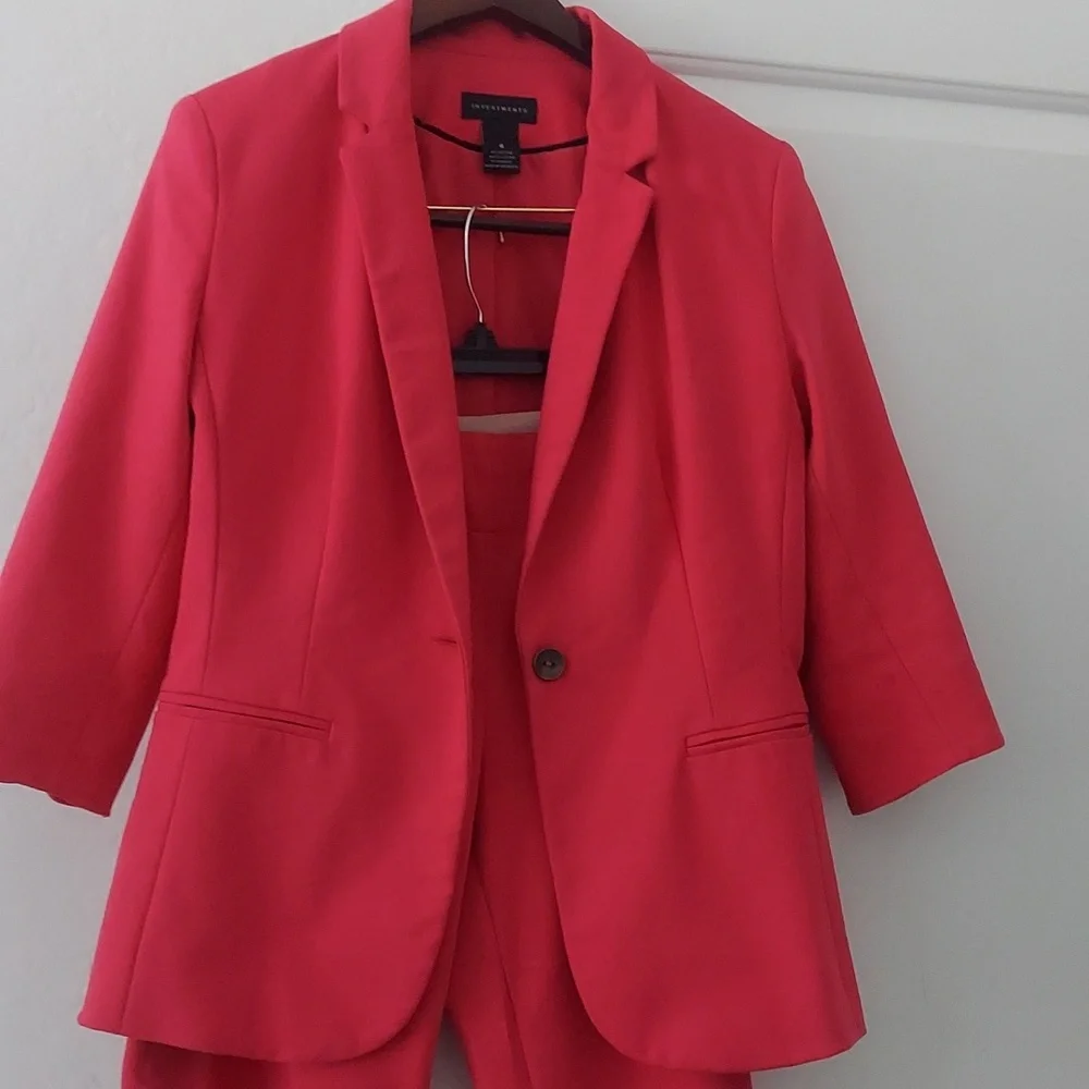 INVESTMENTS Fuschia Pink Pant Suit Size 6 Jacket, Size 8 Pants -Used - Picture 2 of 8